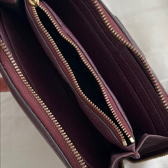 Marc by Marc Jacobs Deep Purple Leather Wallet - Picture 5 of 5